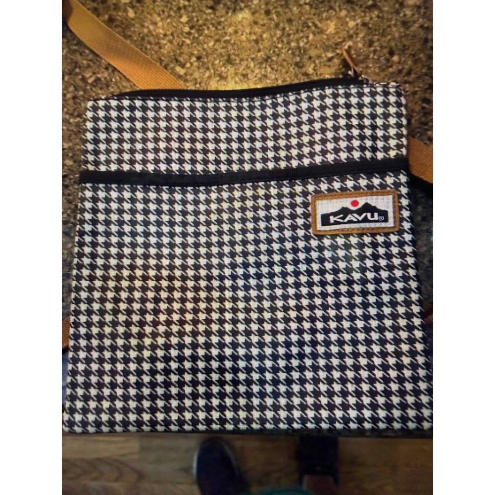 Kavu Keeper Crossbody Bag Black White Houndstooth Canvas Shoulder Bag